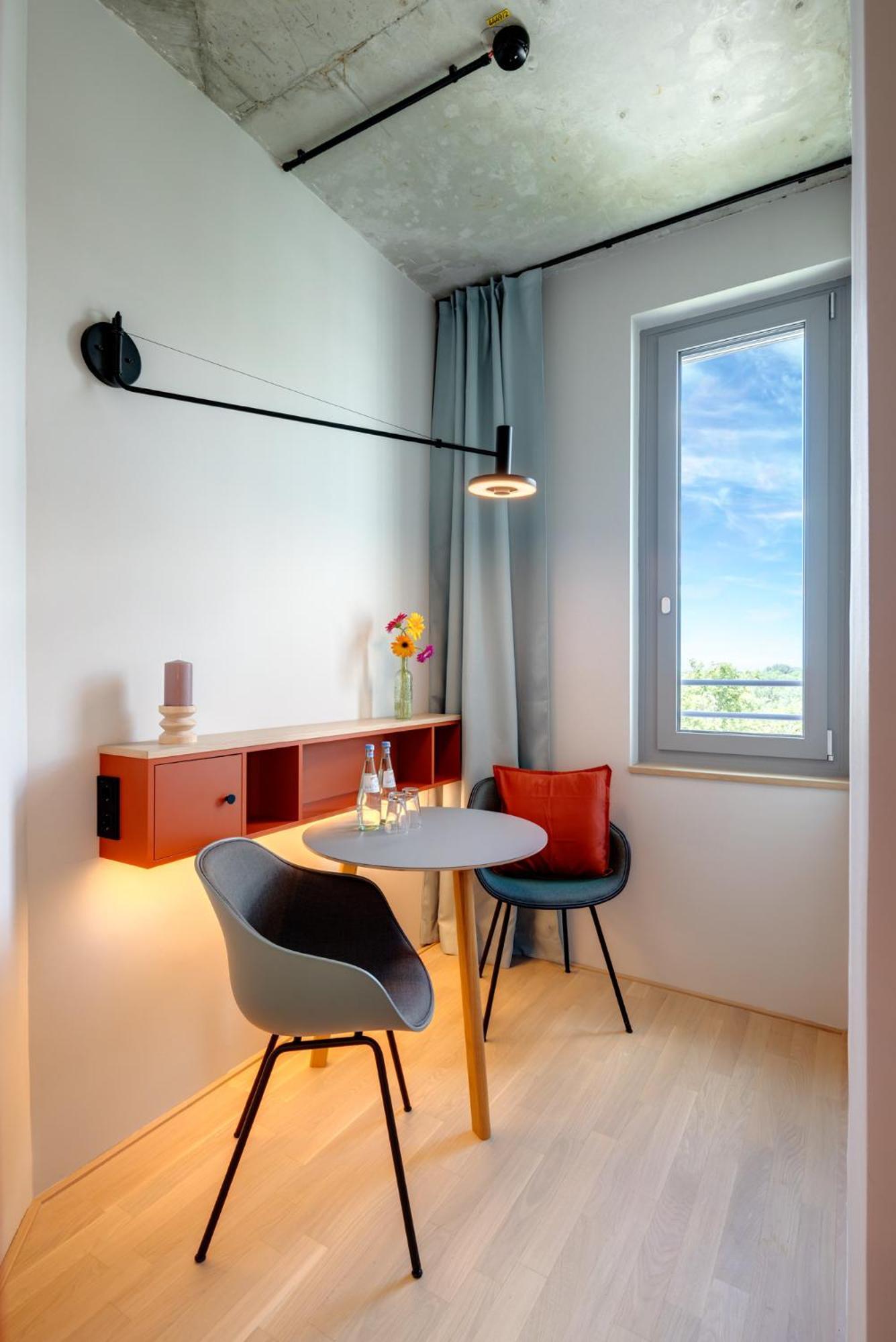 Dein Muenchen Aparthotel *